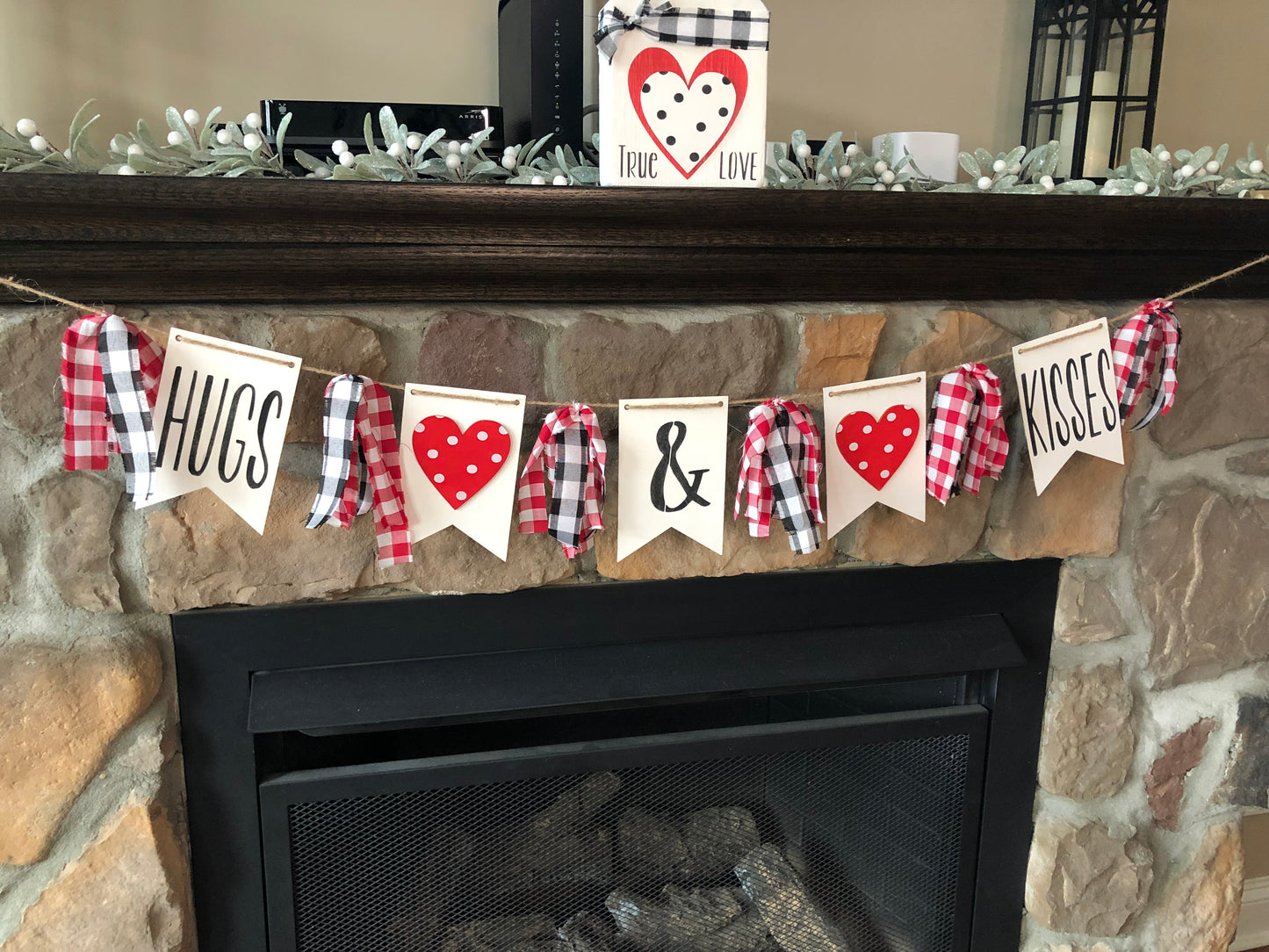 Hugs & Kisses Banner and House Shelf Sitter Valentine's Set